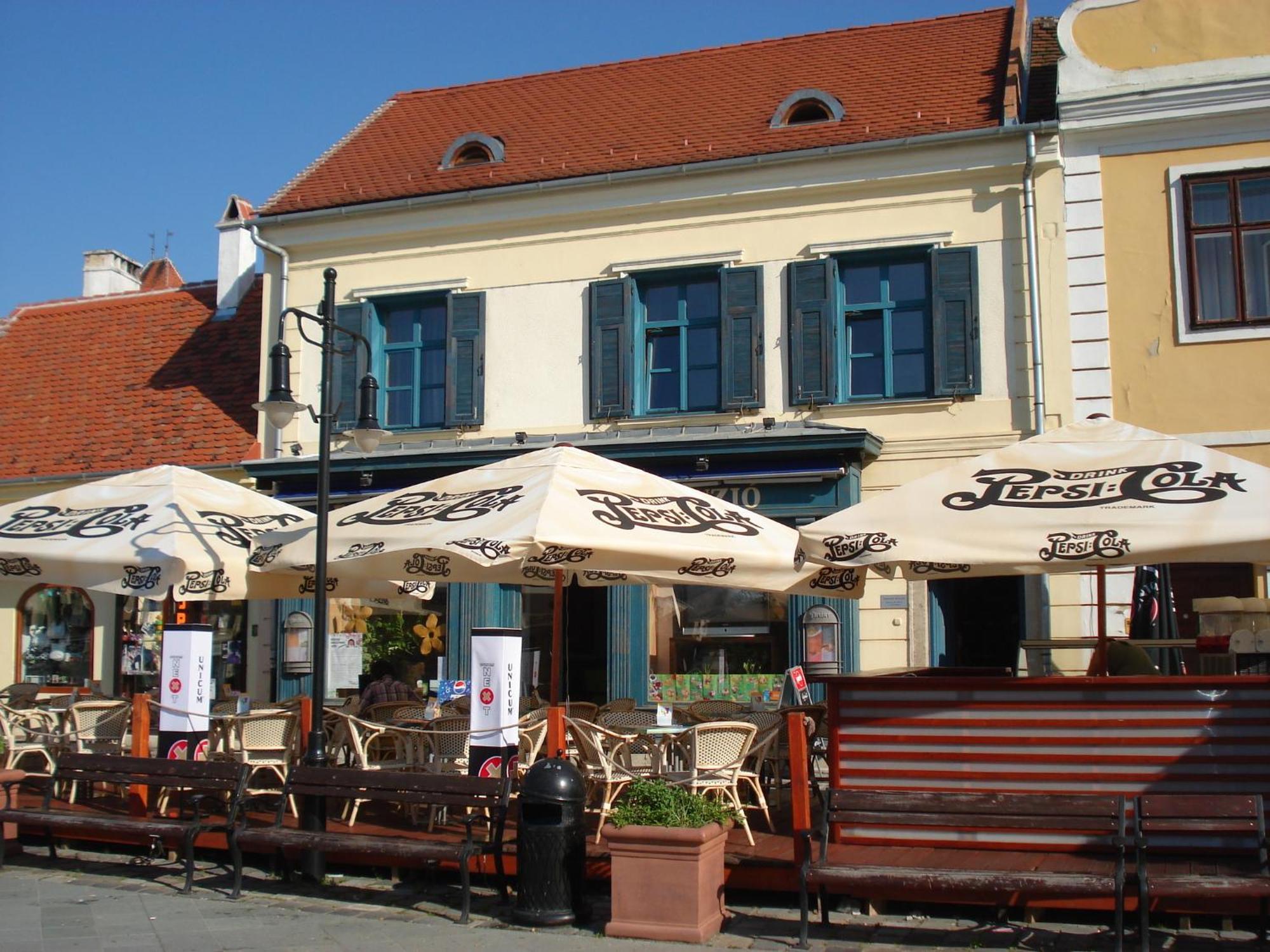 Portre Panzio Hotel Koszeg Exterior photo
